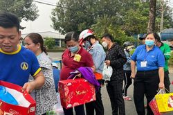 TP Hồ Chí Minh: Nhiều hoạt động chăm lo Tết cho công nhân