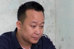 Bắt 'ông trùm' cho vay lãi nặng núp bóng doanh nhân thích làm từ thiện
