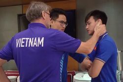 HLV Troussier giải thích lý do không dùng Hồ Tấn Tài ở Asian Cup 2023
