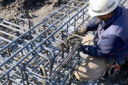 Giá thép hôm nay 27/1: Tăng 13 Nhân dân tệ/tấn trên sàn giao dịch