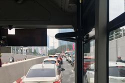 Hà Nội cuối năm, giao thông ùn ứ, tắc dài cả ngày lẫn đêm