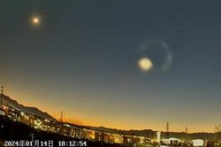 Mạng xã hội Trung Quốc xôn xao khi 'phát hiện UFO'
