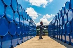 Giá xăng dầu hôm nay 27/1: Tiếp tục tăng, chạm mức cao nhất trong vòng 2 tháng