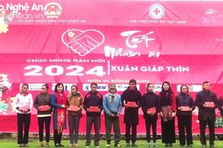Tổ chức chương trình 'Tết nhân ái – Xuân Giáp Thìn' tại Tương Dương