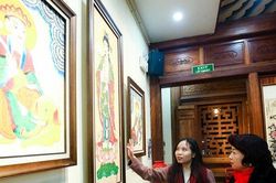 Hà Nội: Ngắm triển lãm tranh dân gian Hàng Trống xưa và nay