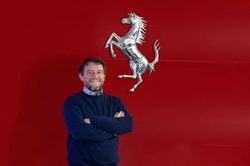 Ferrari tuyển 'hoa tiêu' Giovanni Soldini, dấn thân vào đua du thuyền