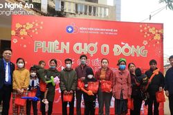 Bệnh viện Sản Nhi Nghệ An tổ chức 'Phiên chợ 0 đồng - Chợ Tết trao yêu thương'