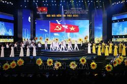 Đặc sắc Chương trình nghệ thuật 'Mãi mãi niềm tin theo Đảng'