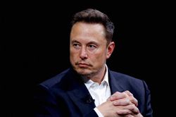 Elon Musk: Các hãng ô tô Trung Quốc sẽ 'hủy diệt' đối thủ nếu không có rào cản thương mại