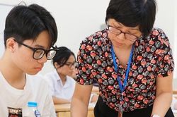 Thận trọng để giấy chứng nhận nghề nghiệp nhà giáo không trở thành 'giấy phép con'