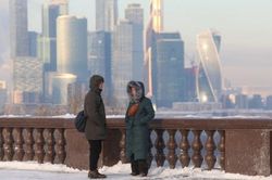 Lộ diện 'bộ ba' giúp kinh tế Nga trụ vững; đâu là 'bức màn sắt' Moscow và châu Âu?