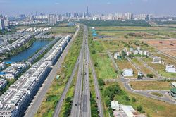 Dư nợ tín dụng kinh doanh bất động sản năm 2023 ước khoảng 2,75 triệu tỷ đồng