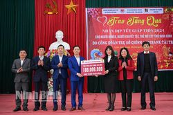 Công đoàn Trụ sở chính Agribank trao 200 suất quà Tết cho hộ nghèo, hộ khó khăn