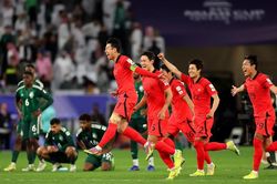 Sau 36 năm chờ đợi, ĐT Hàn Quốc thắng Saudi Arabia ở loạt đá luân lưu tại Asian Cup