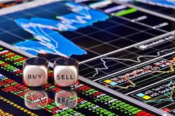 Cổ phiếu ngân hàng đỏ sản kéo VN-Index giảm hơn 15 điểm