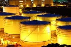 Giá xăng dầu hôm nay (1-2): Giá xăng dầu trong nước dự kiến tăng mạnh