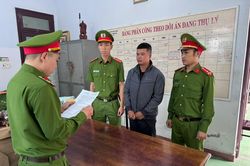 Vụ xe khách lao xuống vực ở Đà Nẵng, bắt giam tài xế