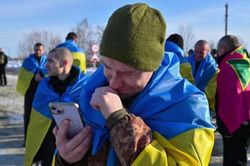 Nga và Ukraine trao đổi tù nhân bất chấp vụ tai nạn máy bay tuần trước
