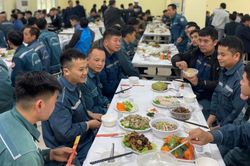 Hơn 1,8 tỷ đồng hỗ trợ người lao động Công ty TNHH Khoáng sản và Luyện kim Việt Trung ăn Tết
