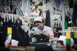 PMI ngành sản xuất Việt Nam khởi sắc trong tháng 1/2024