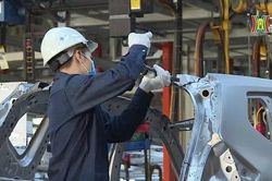 Ngành sản xuất Việt Nam tăng trưởng trở lại