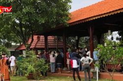 Người dân bao vây hai vợ chồng chủ hụi lừa đảo hơn 50 tỷ đồng
