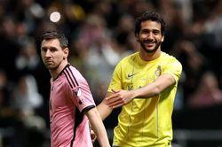 Tiết lộ lý do Messi bị chấn thương nhưng vẫn phải vào sân ở cuối trận thua 0-6 trước đội bóng của Ronaldo