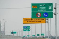 Bộ GTVT đồng ý nâng tốc độ trên 8 tuyến cao tốc