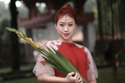 Hot girl TDDC Phạm Như Phương diện áo dài xinh đón tết, nhan sắc thế nào sau khi giải nghệ?