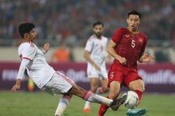 Bài toán khó cho HLV Troussier khi Văn Hậu, Hoàng Đức trở lại