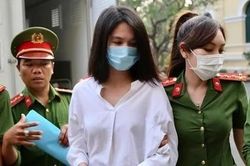 Người mẫu Ngọc Trinh hầu tòa tội gây rối trật tự công cộng
