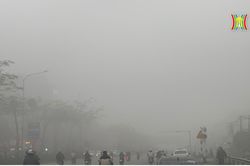 Vì sao Hà Nội chìm trong sương mù dày đặc ?