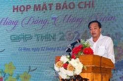 Họp mặt báo chí mừng Đảng, mừng Xuân Giáp Thìn 2024