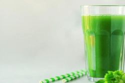 3 lợi ích sức khỏe của nước ép cần tây