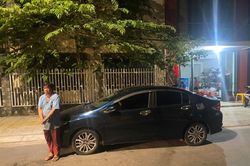 Tổ tuần tra 8394 Công an P. Khuê Mỹ bắt đối tượng chuyên cạy cửa ô-tô trộm cắp tài sản