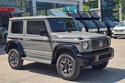 Cận cảnh Suzuki Jimny độ Mercedes G63 chính hãng gần 1 tỷ đồng