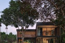 Mê mẩn với ngôi nhà thiết kế mở ra 360 độ thiên nhiên
