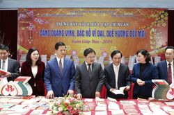 Bắc Ninh khai mạc Hội báo Xuân Giáp Thìn 2024