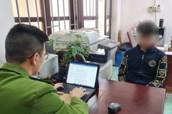 Bắt thanh niên lái xe vi phạm nồng độ cồn, sử dụng ma túy đâm chết người