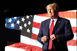 Mỹ hoãn xử vụ kiện ông Trump can thiệp bầu cử ở thủ đô Washington