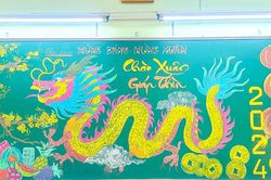 Tranh rồng trên bảng của cô giáo tiểu học nhận 'mưa lời khen'