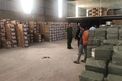 Liên ngành phát hiện, tạm giữ 49 tấn mỹ phẩm không rõ nguồn gốc xuất xứ