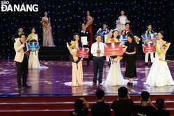 Tổ chức thành công hội thi Học sinh tài năng - thanh lịch