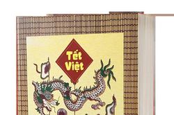 Ngày Xuân đọc Tết Việt