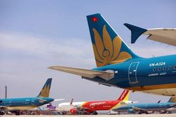 Giá vé máy bay Tết từ Hà Nội đến các điểm du lịch tăng mạnh