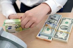 Tỷ giá hôm nay (3/2): Đồng USD trên thế giới bất ngờ tăng mạnh