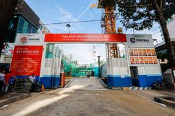 Phát Đạt chào bán 134 triệu cổ phiếu giá thấp hơn 67% trên sàn