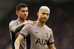 Bảng xếp hạng Ngoại hạng Anh vòng 23: Man City phả lửa vào gáy Liverpool