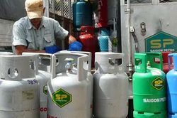 Giá gas trong nước tiếp tục tăng