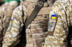 EU kêu gọi các thành viên ngừng xuất khẩu vũ khí để cung cấp cho Ukraine